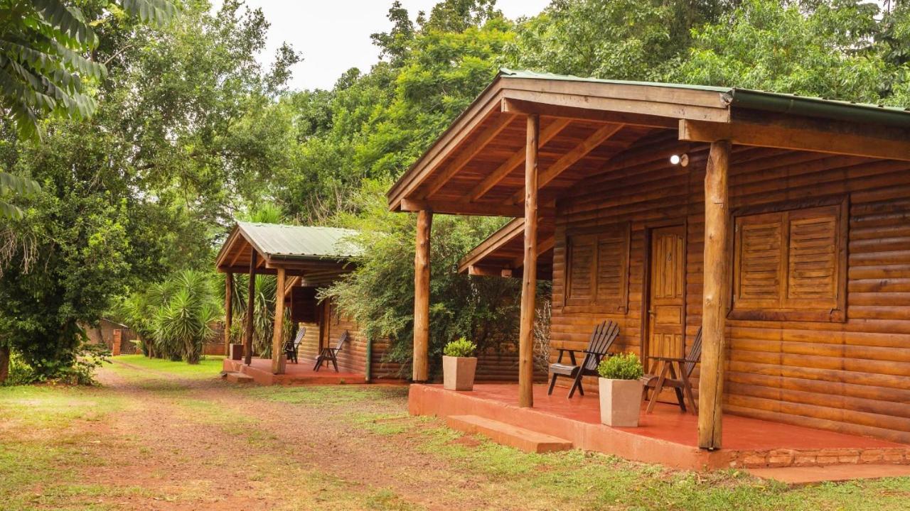 Cabanas Soltame Carnaval Puerto Iguazú Exterior foto
